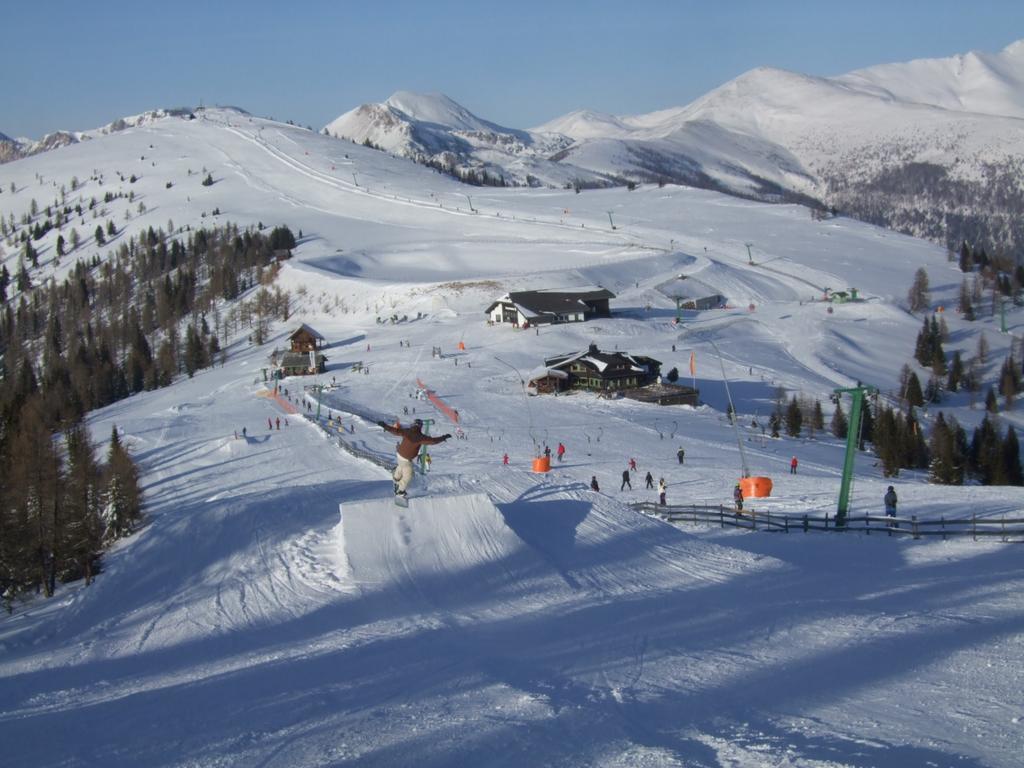 Ferienhaeuser Troester Bad Kleinkirchheim Exterior foto